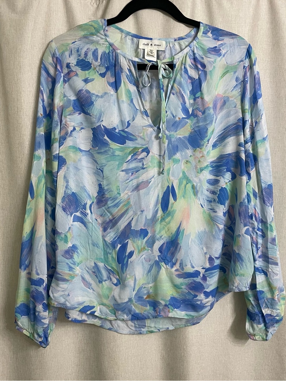 Cloth & Stone Watercolor Floral Tie Neck Rayon Blouse Size M
